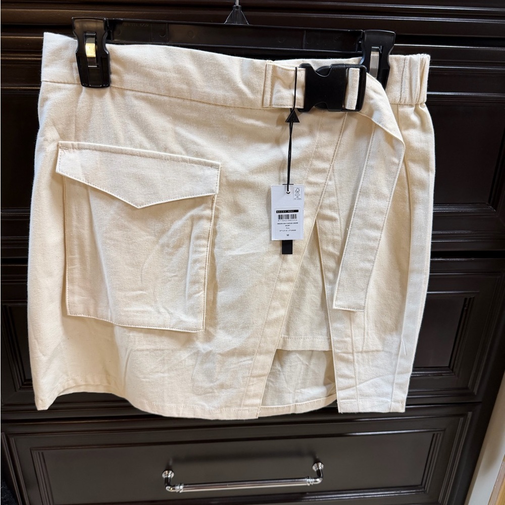 Noisy may Cream Skirt with Pocket Detail